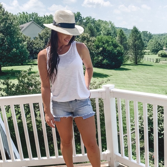 Megan White Criss Cross Tank - Picture 2 of 3